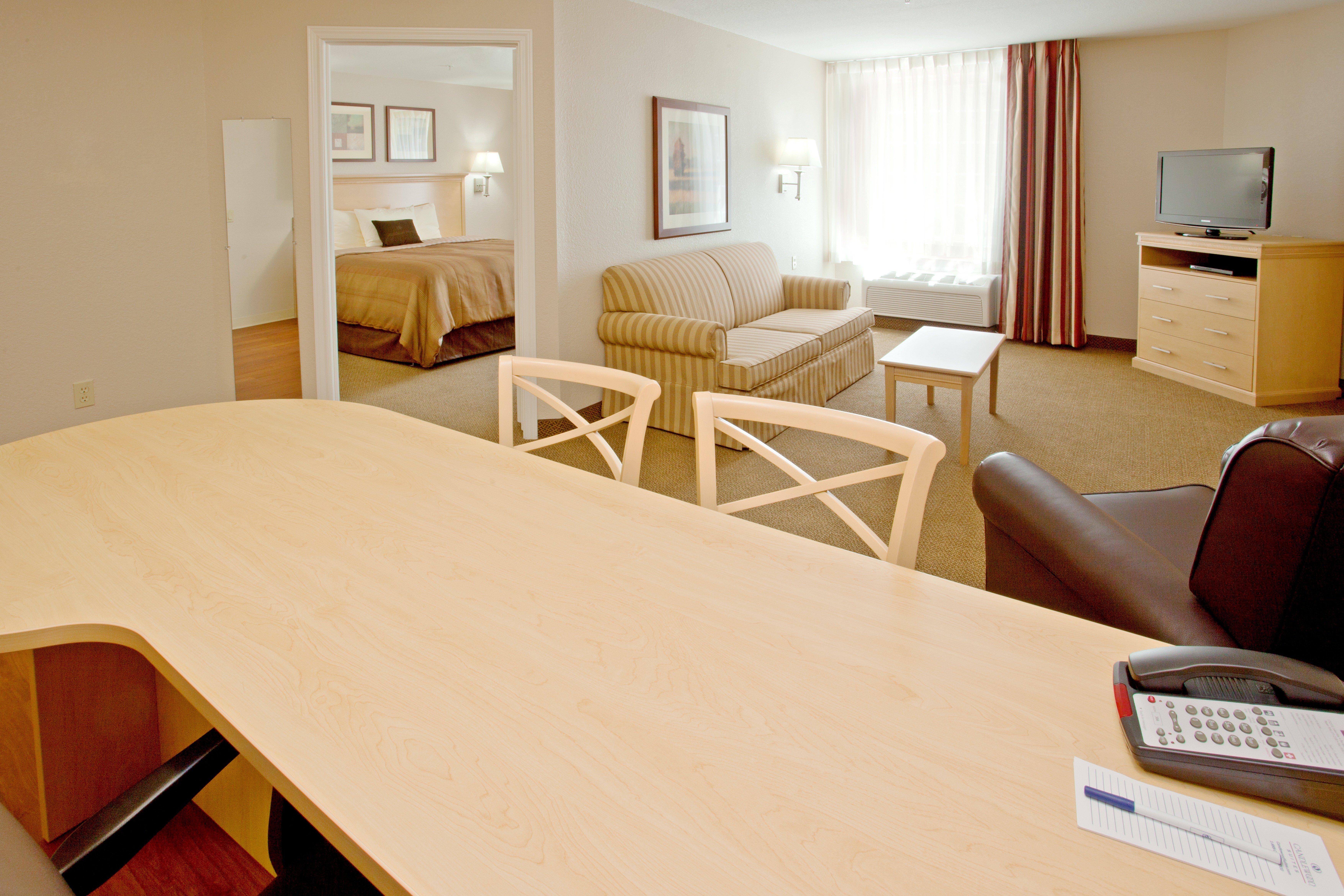 Candlewood Houston By Ihg 2*