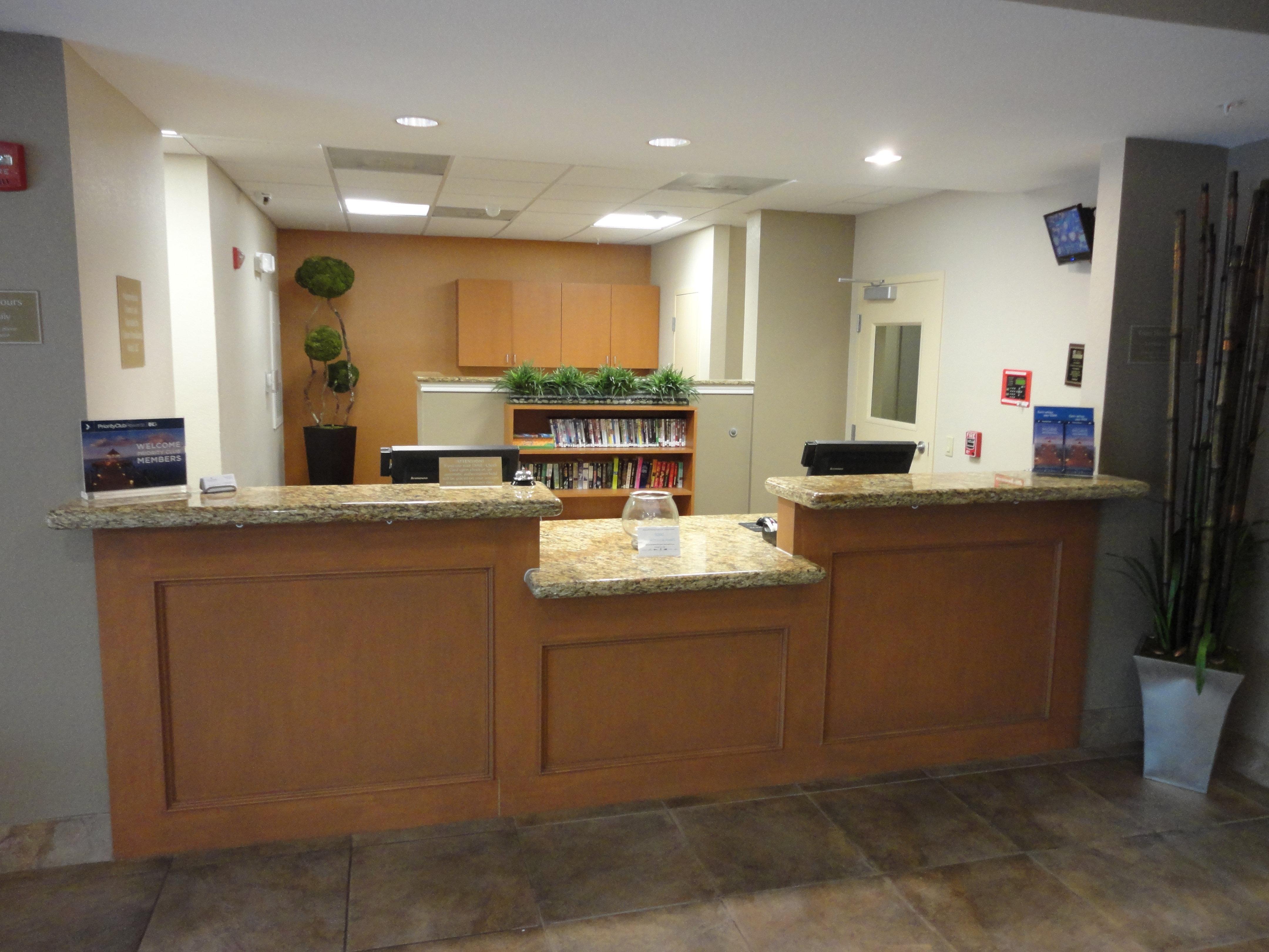 Candlewood Houston By Ihg Hotel The Woodlands