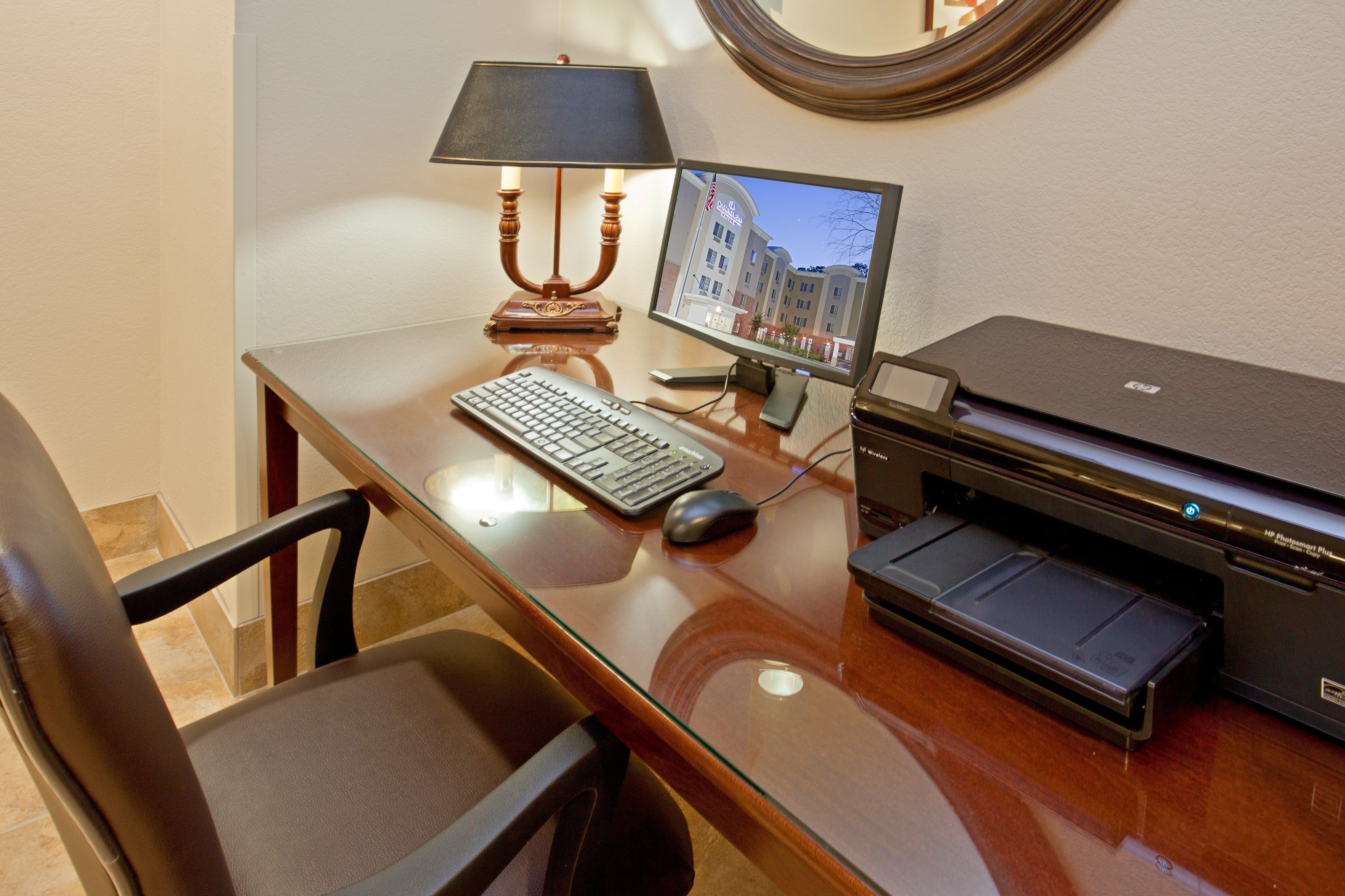 Candlewood Houston By Ihg The Woodlands